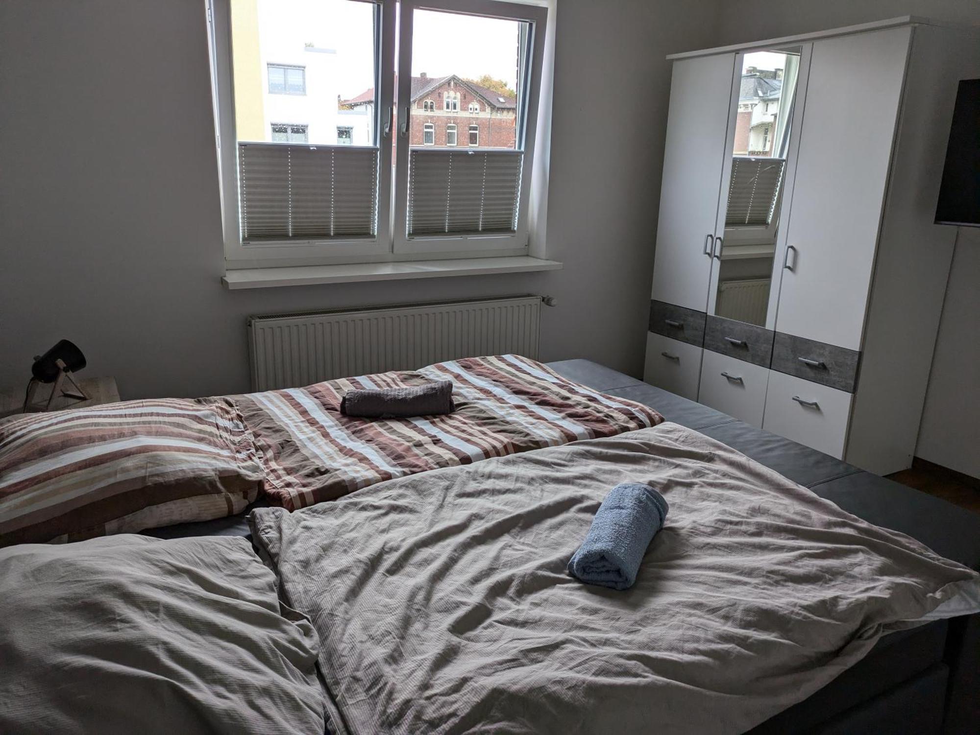 Schoene Einfache Ferienwohnung Zwischen Stadt Und Meer Wilhelmshaven Bagian luar foto